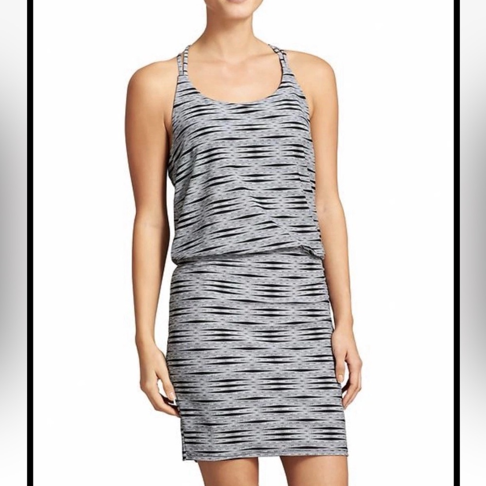 Athleta Ariel Venice Swim Dress Size Small Black and Gray